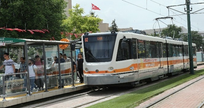 15 Temmuz’da otobüs ve tramvaylar ücretsiz olacak