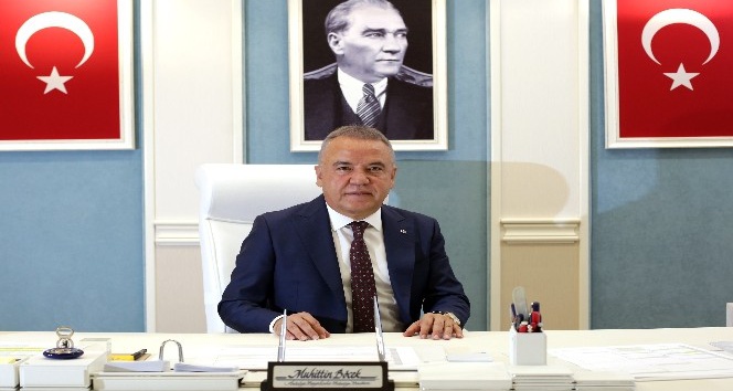 Başkan Böcek: “Türk Milleti, demokrasi zaferine imza attı”