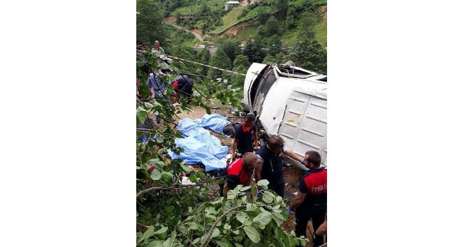 Giresun’da minibüs şarampole yuvarlandı: 5 ölü, 6 yaralı
