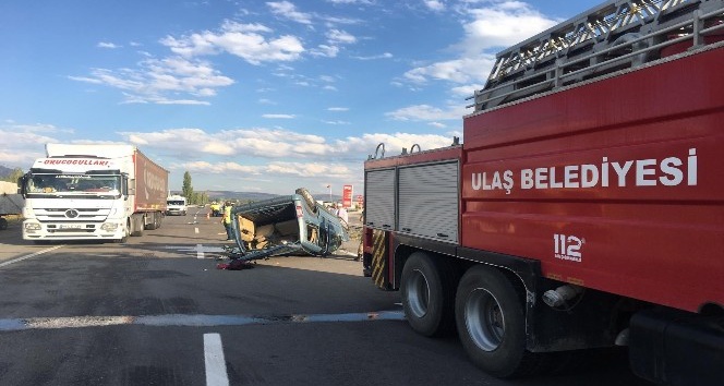 Sivas’ta trafik kazası: 1 ölü, 1 ağır yaralı
