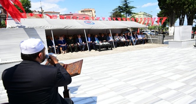Trabzon’da 15 Temmuz Demokrasi ve Milli Birlik Günü’nde şehitler anıldı
