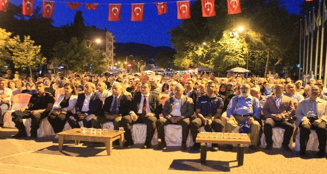 Osmaneli 15 Temmuz Şehitlerini Anma, Demokrasi ve Milli Birlik Günü’de tek yürek oldu