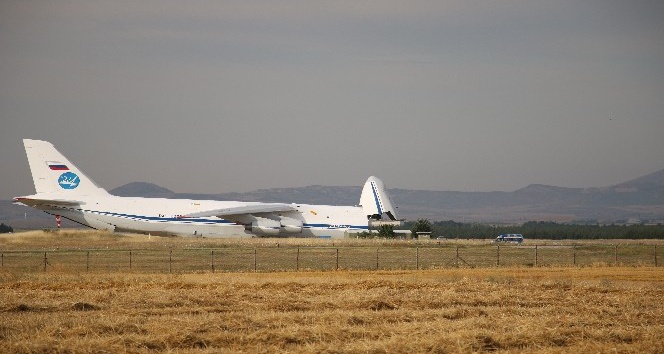 S-400 teslimatında onuncu uçak Mürted Hava Üssü’ne indi