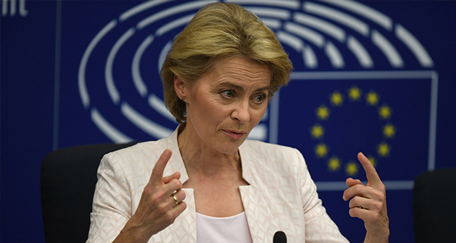 Ursula Von Der Leyen Avrupa Komisyonu’nun yeni başkanı oldu