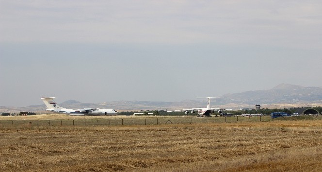 S-400 teslimatında 14. uçak Mürted Hava Üssü’ne indi