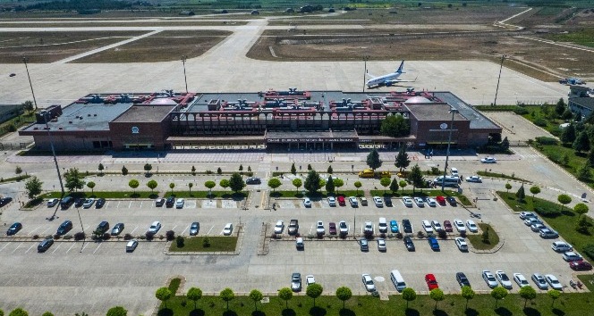 (Özel) Yenişehir havalimanı rekor kırdı