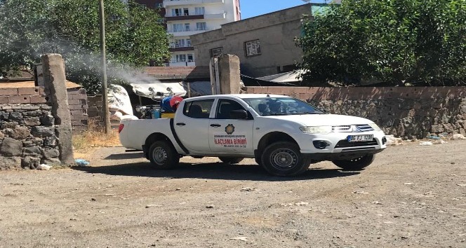 Diyarbakır’da ilaçlama çalışmaları aralıksız sürüyor