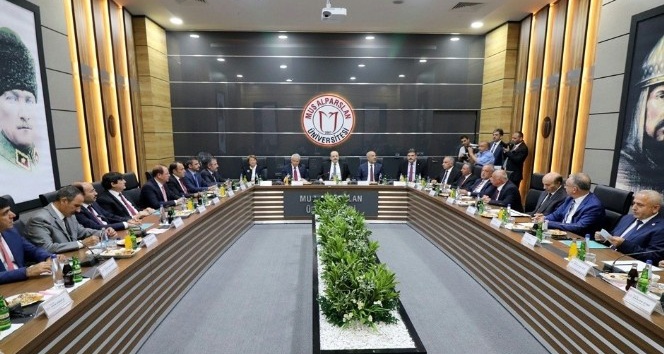 Türkiye’nin yüksek öğretimi masaya yatırıldı