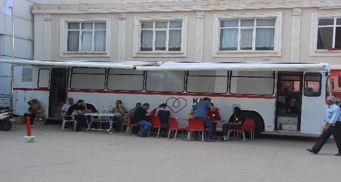 Kilis’te kan bağışı kampanyasına Suriyelilerden büyük destek
