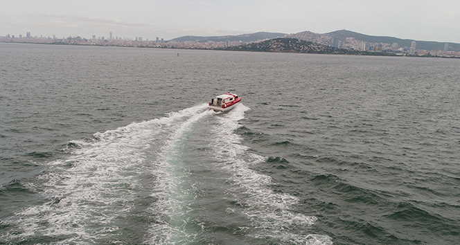 Deniz ambulansının zamanla yarışı havadan görüntülendi