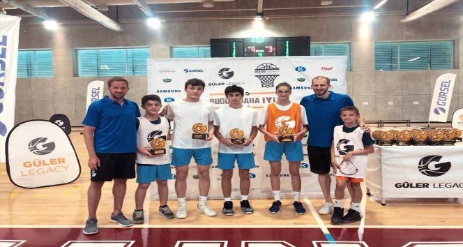 Erzincan’dan 4 sporcu GulerLegacy basketbol kampına katıldı