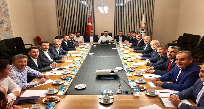 Ahlatcı, Karadeniz Bölge İl Başkanları toplantısına katıldı