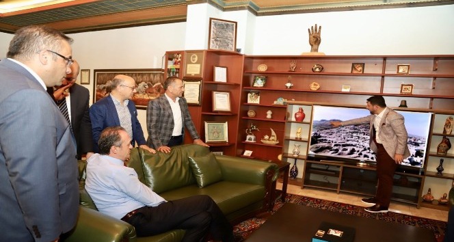 Kültür Varlıkları ve Müzeler Genel Müdürü Gökhan Yazgı, Başkan Arı’yı ziyaret etti