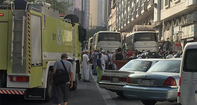 Mekke’de Filistinli hacı adaylarının kaldığı otelde yangın çıktı