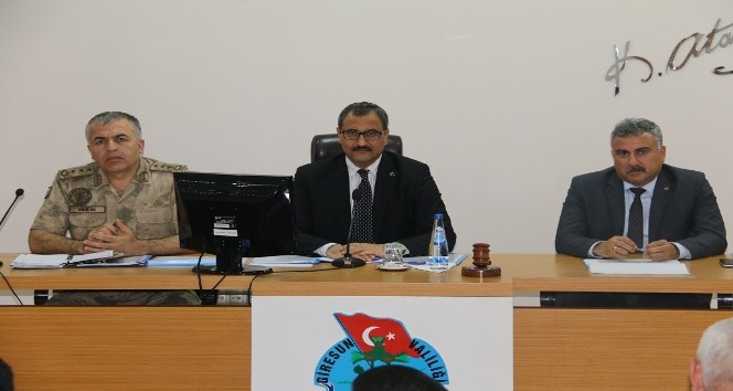 Giresun Valisi Sarıfakıoğulları’ndan fındık hasadı öncesi uyarı..