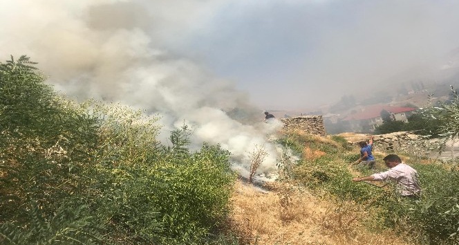 İran sınırında korkutan yangın