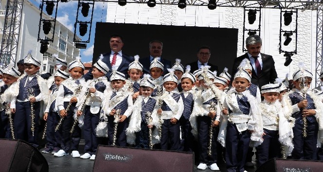 Yozgat’ta 75 çocuk için sünnet şöleni gerçekleştirildi