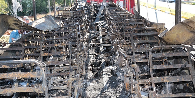 Balıkesir'de yanan otobüsün son hali