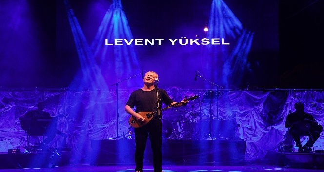 Tatilciler, Levent Yüksel’le doyasıya eğlendi