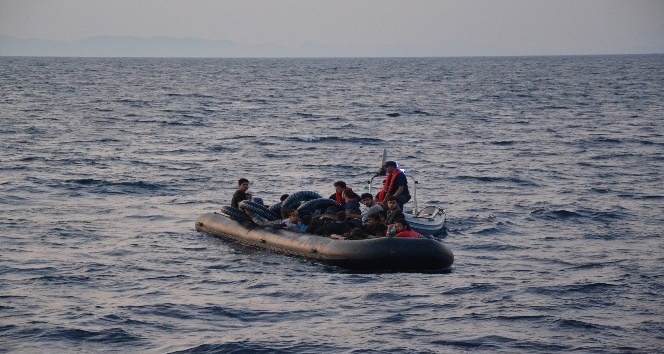 Enez açıklarında 36 düzensiz göçmen yakalandı