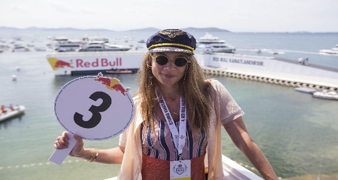 Red Bull Uçuş Günü’ne ünlü akını