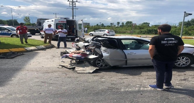 3 aracın karıştığı kazada 1 kişi yaralandı