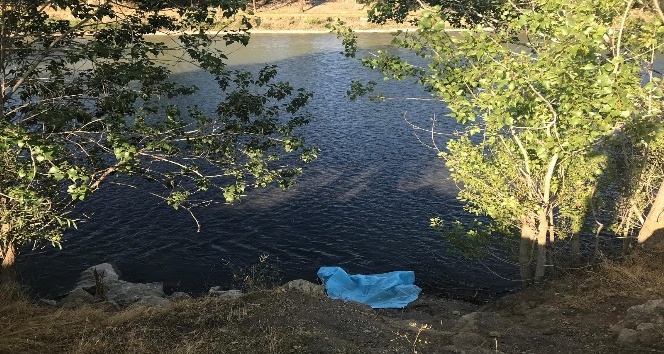 Kayıp olarak aranan engelli çocuğun cesedi Karasu Nehrinde bulundu