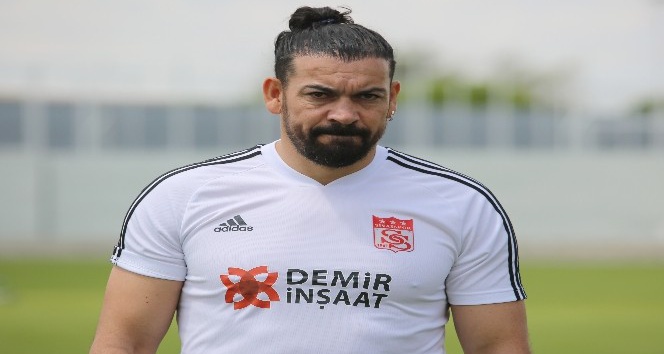Servet Çetin: “Sivasspor ligde olmazsa olmaz”