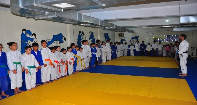 (Özel haber) Kazan dairesiydi judo salonu oldu