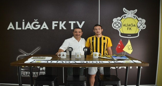 Aliağaspor FK, genç golcüyü renklerine bağladı