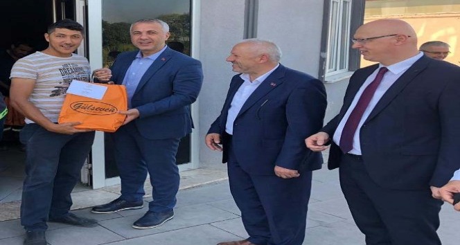 Başkan Babaoğlu belediye personeli ile bayramlaştı