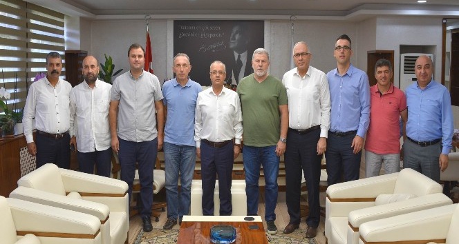 Beşiktaşlı Halim Okta, Salihli’de futbol koordinatörü oldu