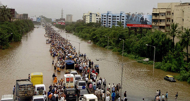 Hindistan’daki sel ve toprak kaymalarında ölü sayısı 132’ye yükseldi
