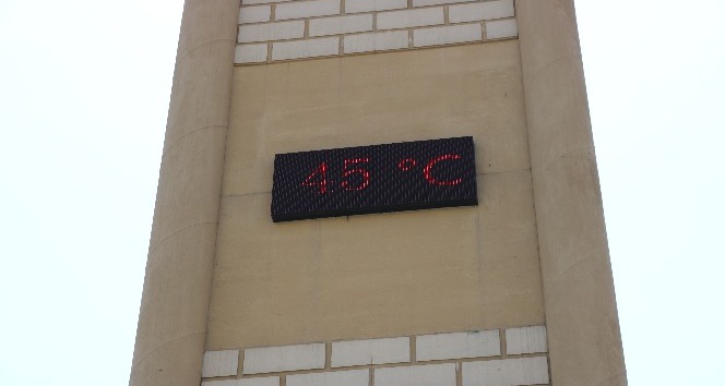 Diyarbakır’da termometreler 45 dereceyi gösterdi