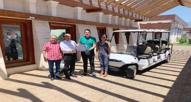 İşadamlarından, Likya Uygarlıkları Müzesi’ne golf arabası bağışı