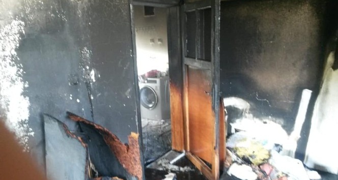 Besni’de ev yangını