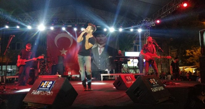 Denizli’de Kolpa rüzgarı esti