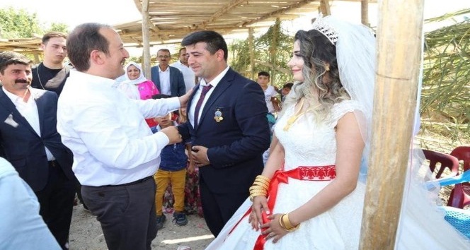 Şırnak Valisi Pehlivan şehit çocuğunun düğün törenine katıldı