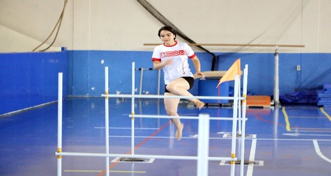 Öğrenciler BESYO özel yetenek sınavlarında ter döküyor