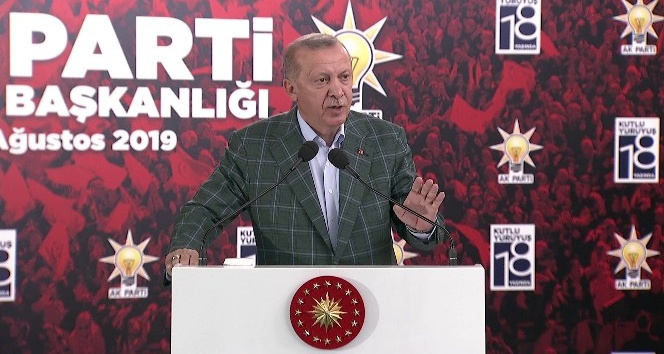 Cumhurbaşkanı Erdoğan: “Pençe-1, Pençe-2, Pençe-3 harekatında bunları biz kovalıyoruz onlar kaçıyor”