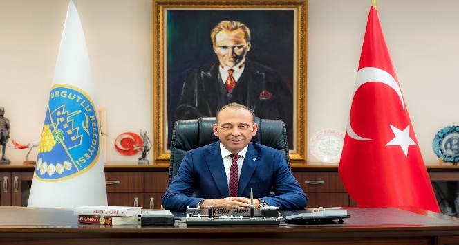 Cevdet Bağca, Turgutlu’da sahne alacak