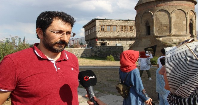Doç. Dr. Subaşı: "2. Alaaddin Keykubat’ın Erzurum’da defnedilmiş olması ve annesi Gürcü Hatun’un da Erzurum’da olması kesin bilgidir"