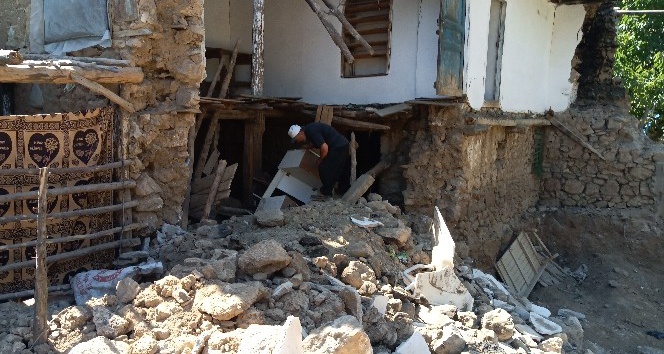 Toprak Ev Çöktü, Faciadan Dönüldü Gaziantep