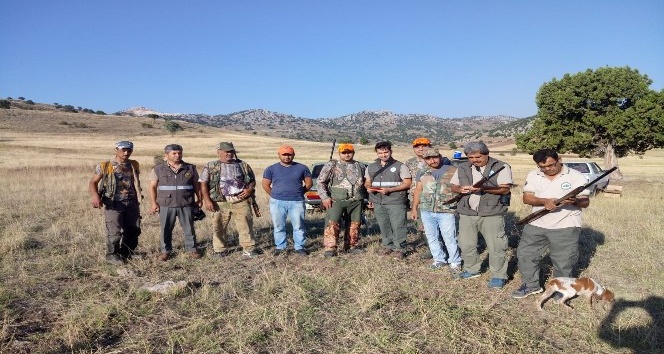 Burdur’da avcılara denetimler sürüyor