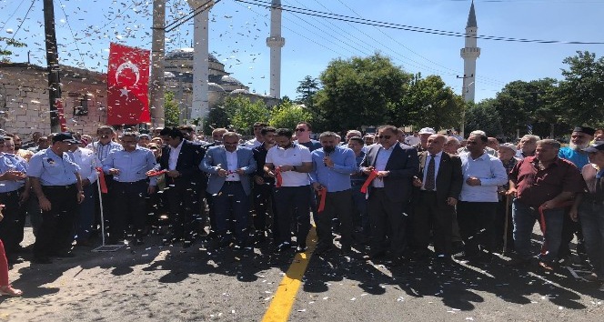 Gülşehir-Karacaşar yolu sıcak asfaltı hizmete açıldı