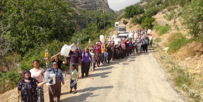 1 litre su için 1 kilometre su kuyruğu