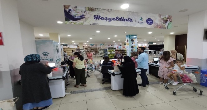 Beykoz’da Sosyal Market ile ihtiyaç sahiplerinin yüzü gülüyor