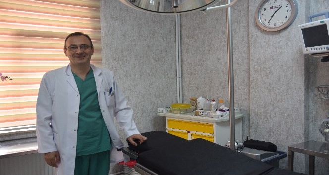 Erkekler için büyük memelerden kurtulmak mümkün