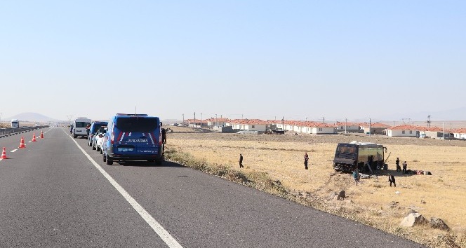 Aksaray’da göçmenleri taşıyan otobüs yoldan çıktı: 5 yaralı