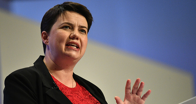 İskoç Muhafazakar Parti lideri Davidson istifa etti